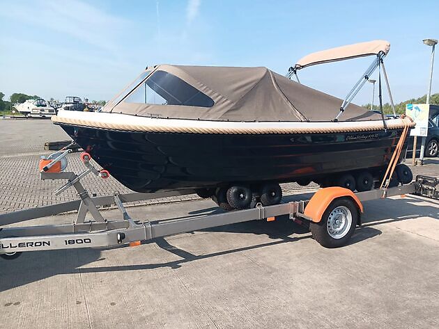 Oldambtsloep 475XL + Suzuki DF9.9 Watersport Reinders Beerta