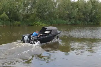 Oldambtsloep 475 + Honda BF15 Watersport Reinders Beerta