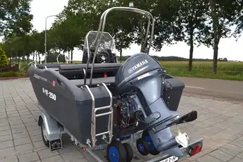 Pioner 15 Allround + Yamaha F30 + Marlin trailer Watersport Reinders Beerta