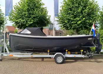 STOER 650 + Suzuki DF9.9 Watersport Reinders Beerta